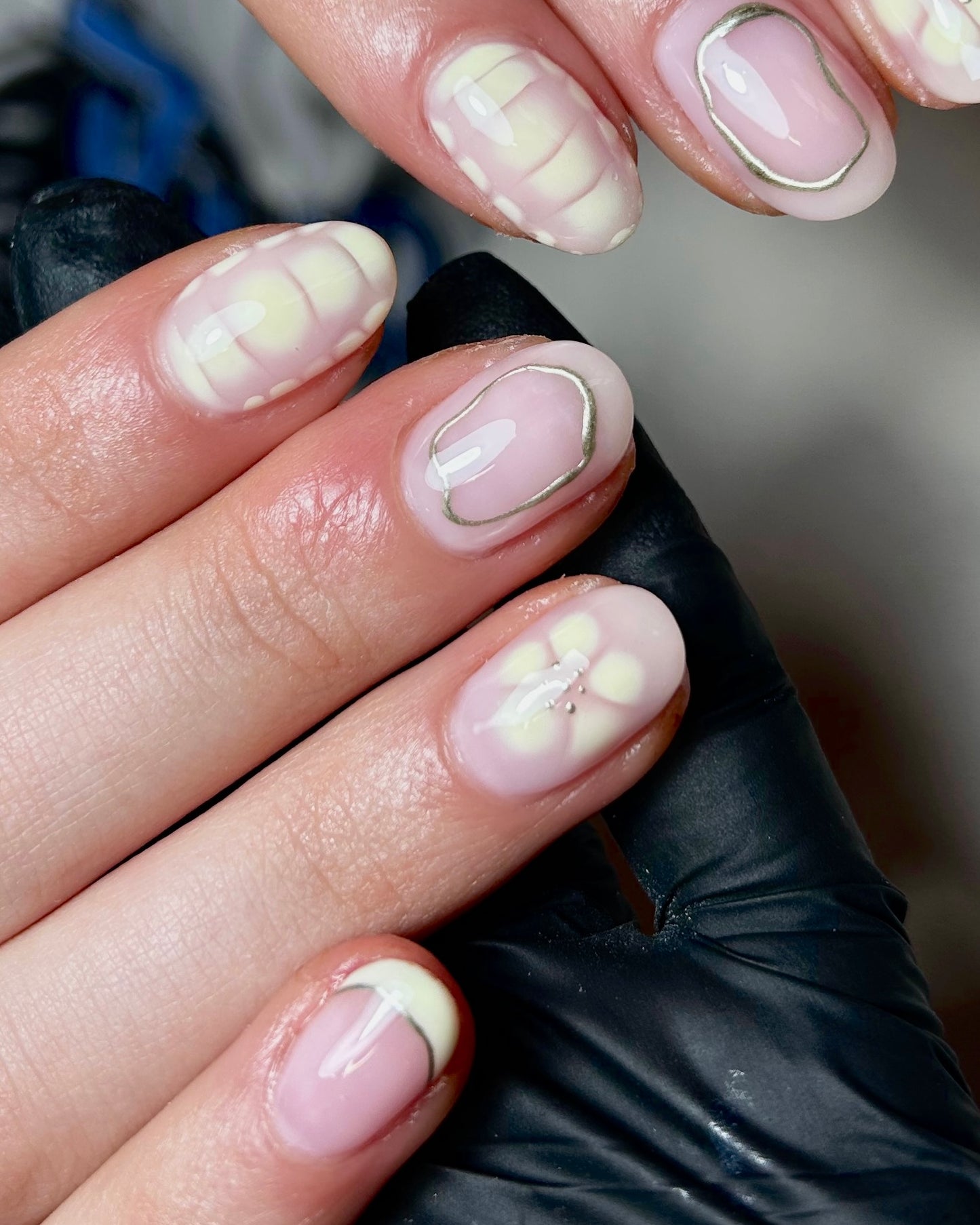 LIQUID MIRROR GEL
•antique gold•